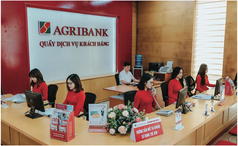 Quầy dịch vụ khách hàng ngân hàng Agribank